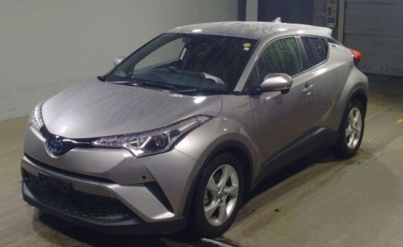 TOYOTA C-HR HYBRID S 2018