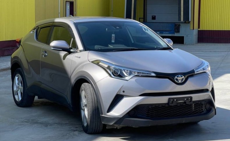 TOYOTA C-HR HYBRID S 2018