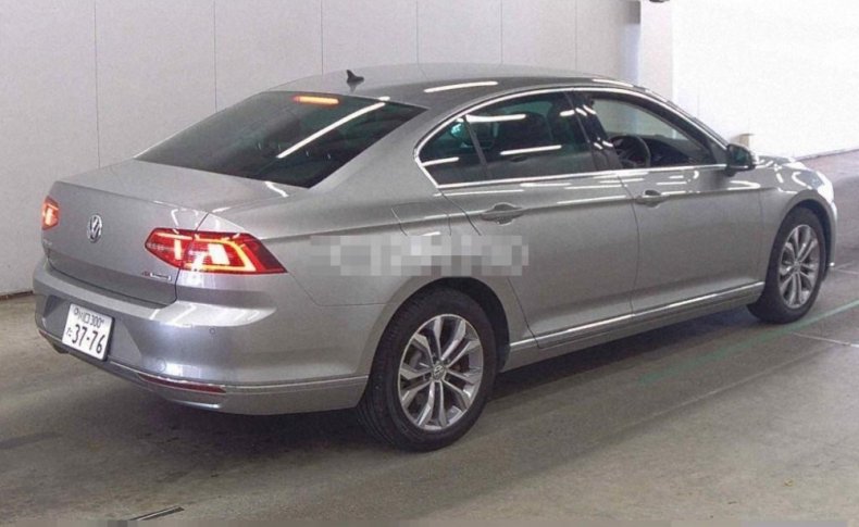 VOLKSWAGEN PASSAT HIGH LINE 2015
