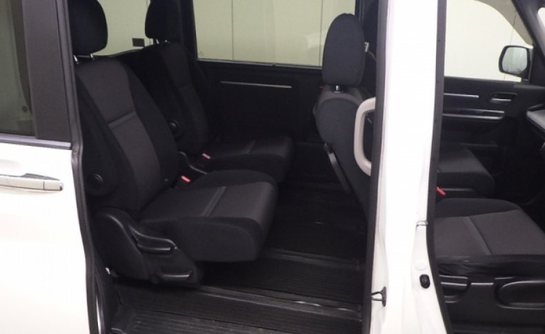HONDA STEPWGN SPADA 7 SEATER 2015