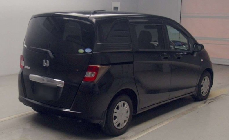 HONDA FREED SPIKE G Just Selection 2011