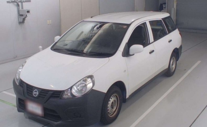 NISSAN AD VE 2019