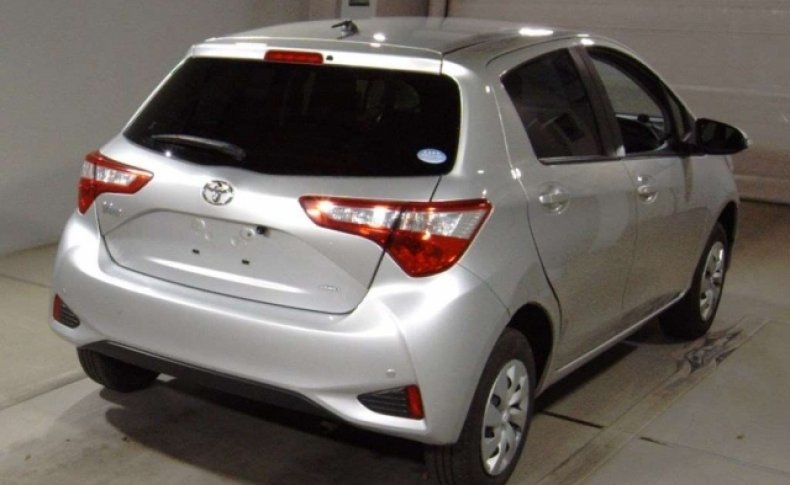 TOYOTA VITZ F 4WD 2019