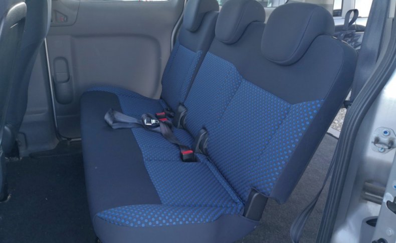 NISSAN NV200 16X-2R 2011