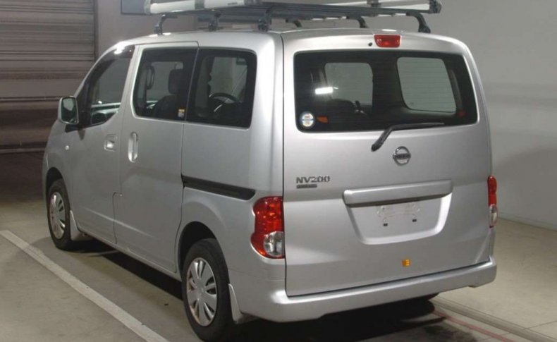 NISSAN NV200 16X-2R 2011