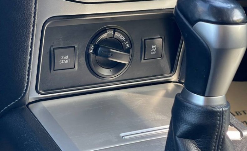 TOYOTA LAND CRUISER PRADO TX LEATHER PACKAGE 7-SEATER 2017