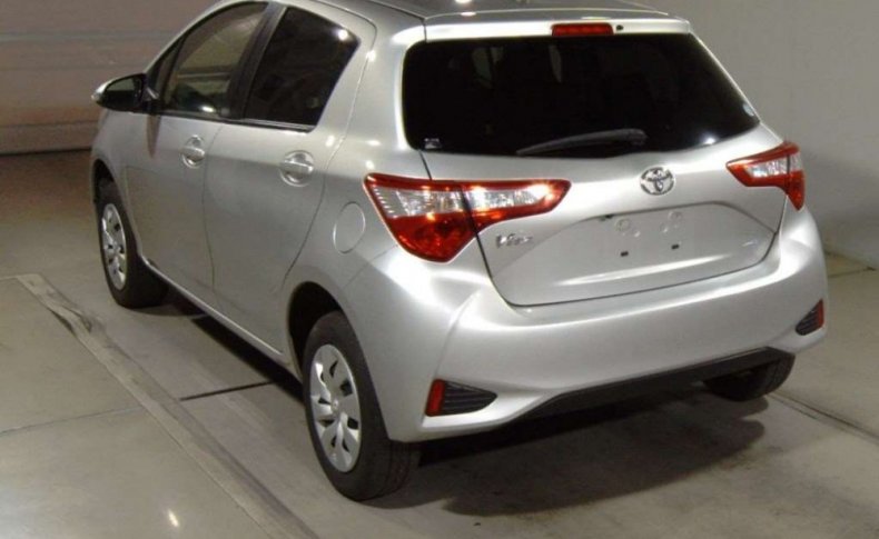 TOYOTA VITZ F 4WD 2019