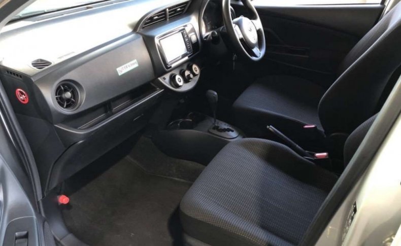 TOYOTA VITZ F 4WD 2019