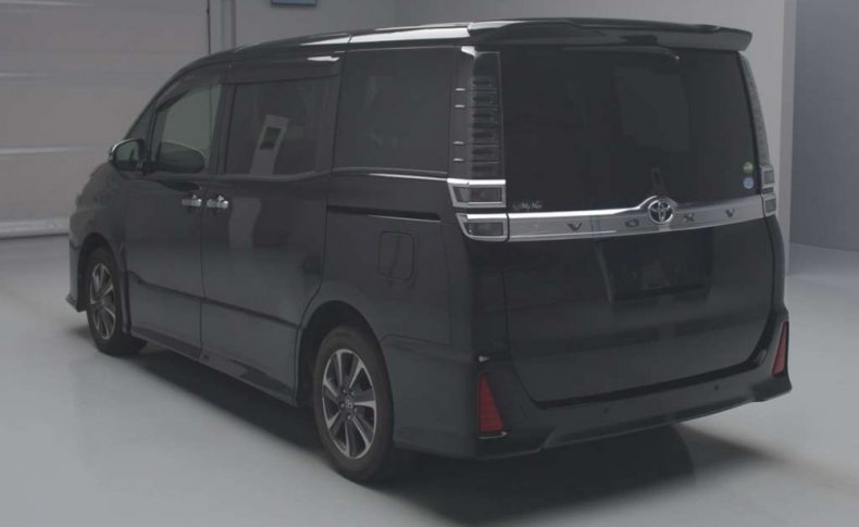 TOYOTA VOXY ZS KIRAMEKI II 2019