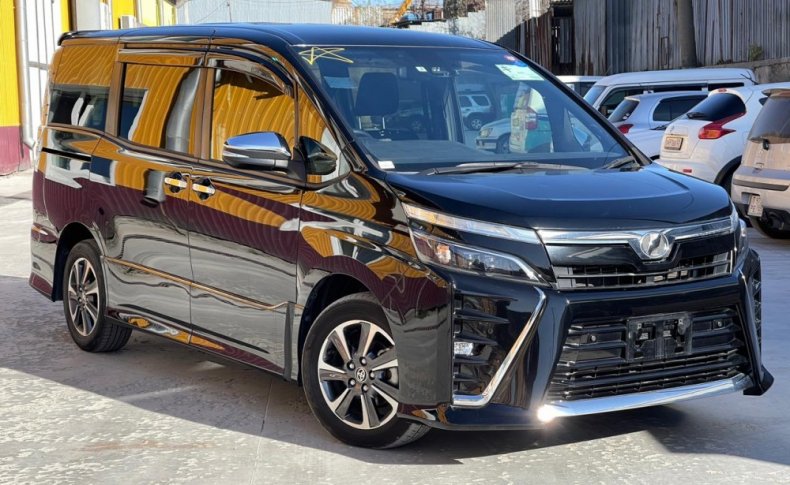 TOYOTA VOXY ZS KIRAMEKI II 2019