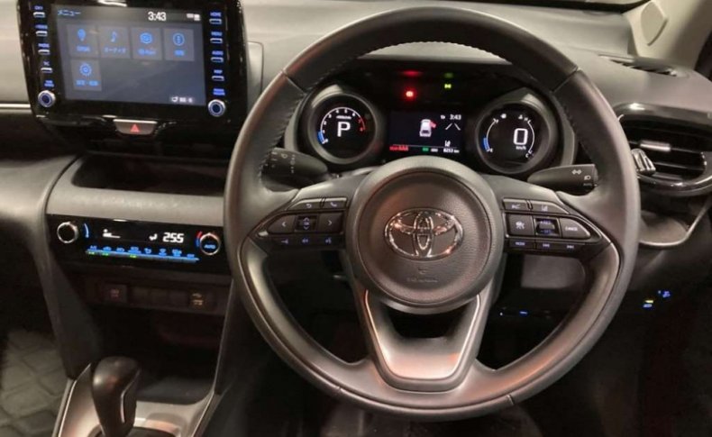 TOYOTA YARIS CROSS G 2020