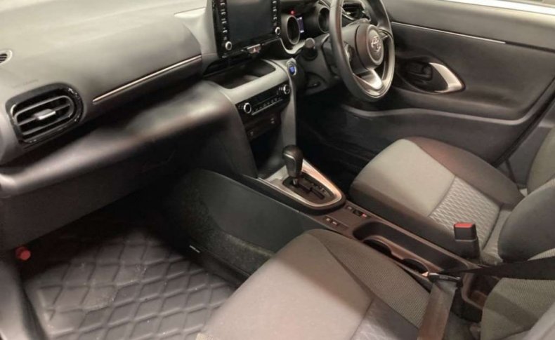 TOYOTA YARIS CROSS G 2020