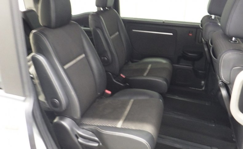 HONDA STEPWGN COOL SPIRIT 7-SEATERS 2015