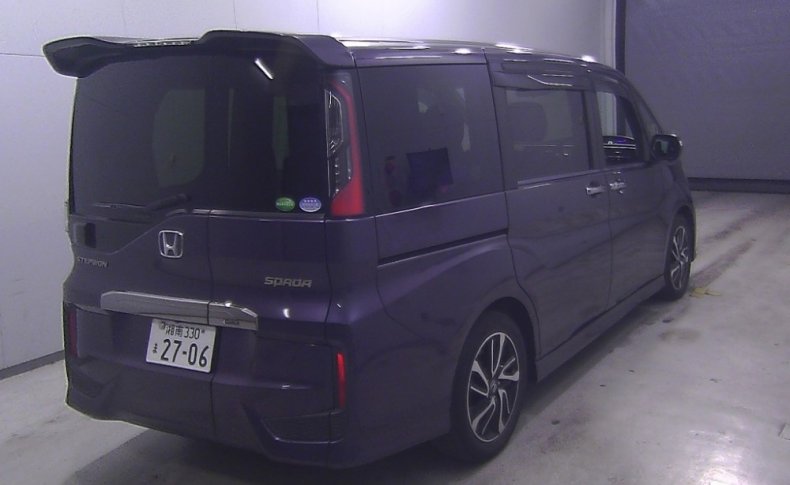 HONDA STEPWGN COOL SPIRIT 8-SEATERS 2015