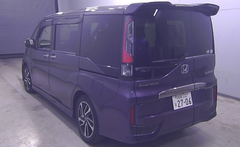 HONDA STEPWGN COOL SPIRIT 8-SEATERS 2015