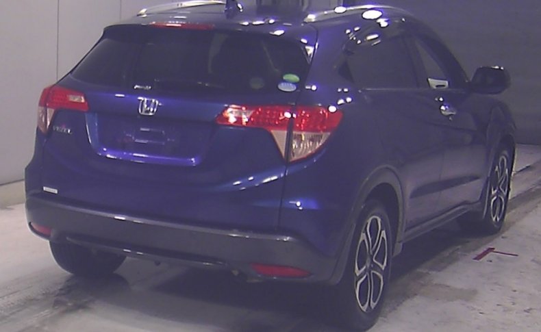 HONDA VEZEL S 2014