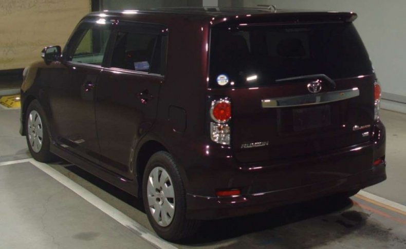 TOYOTA COROLLA RUMION S AERO TOURER 2012