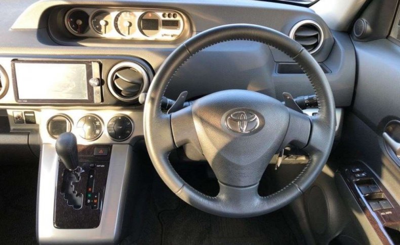 TOYOTA COROLLA RUMION S AERO TOURER 2012