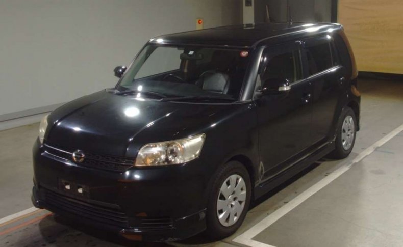 TOYOTA COROLLA RUMION G ON B 2011