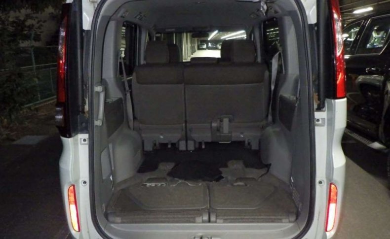 HONDA STEPWGN G 8-SEATERS 2016