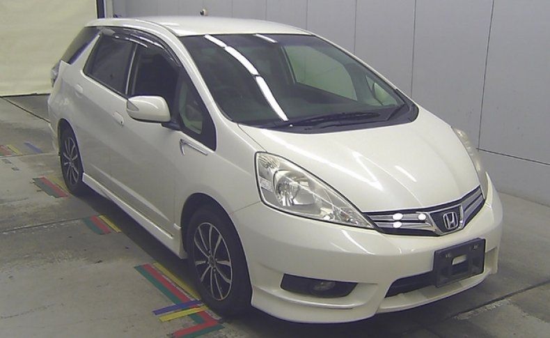 HONDA FIT SHUTTLE 15X Fine Line 2012