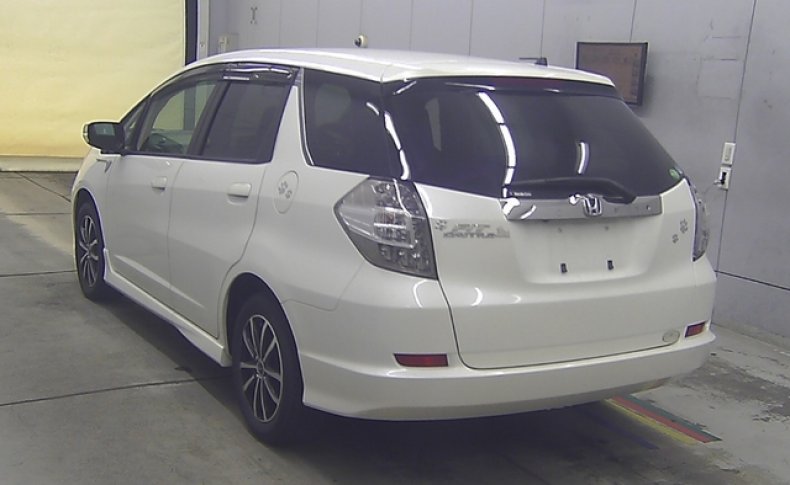 HONDA FIT SHUTTLE 15X Fine Line 2012