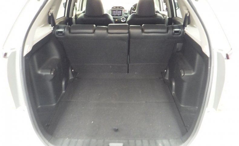 HONDA FIT SHUTTLE 15X Fine Line 2012