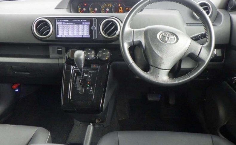 TOYOTA COROLLA RUMION 1.5G ON B LIMITED 2014