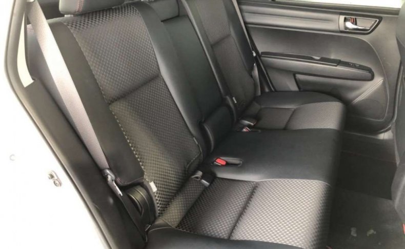 TOYOTA COROLLA FIELDER 1.5G Plus ﾚｯﾄﾞ 4WD 2016