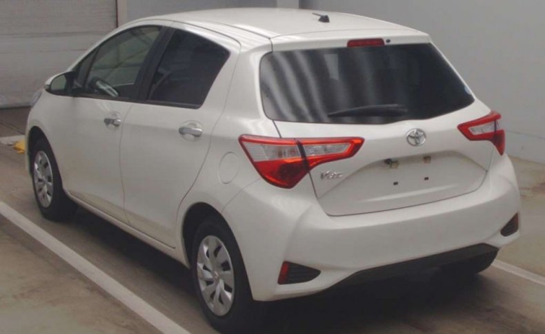 TOYOTA VITZ F Safety - Edition 3 2019