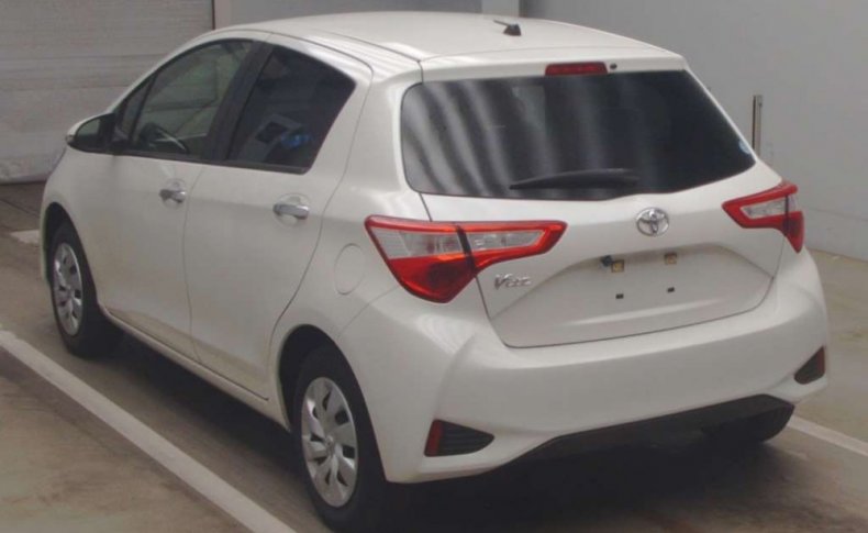TOYOTA VITZ F Safety - Edition 3 2019