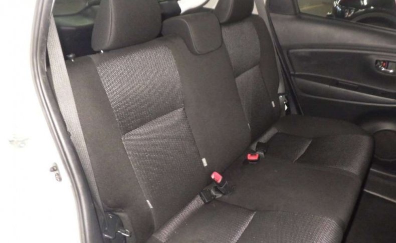 TOYOTA VITZ F Safety - Edition 3 2019