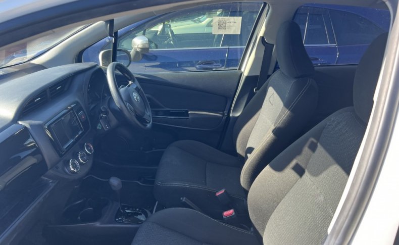 TOYOTA VITZ F Safety - Edition 3 2019