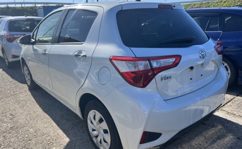 TOYOTA VITZ F Safety - Edition 3 2019