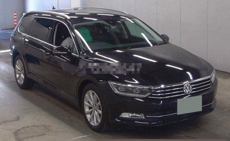 VOLKSWAGEN PASSAT VARIANT VOYA-JU 2015