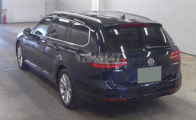 VOLKSWAGEN PASSAT VARIANT VOYA-JU 2015