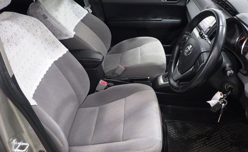 TOYOTA COROLLA AXIO 1.5 G 4WD 2012