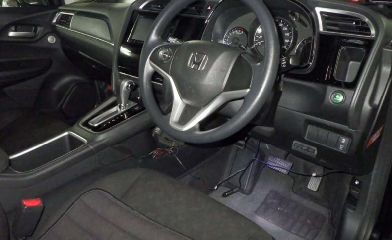 HONDA SHUTTLE G 2015