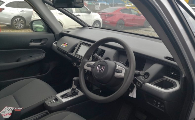 HONDA FIT Basic 4WD 2020