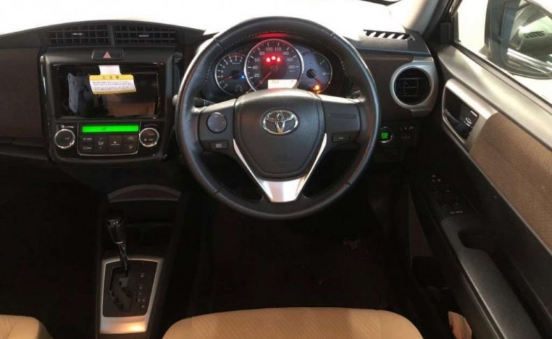 TOYOTA COROLLA AXIO G 2012