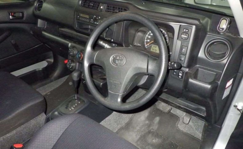 TOYOTA PROBOX DX 2019