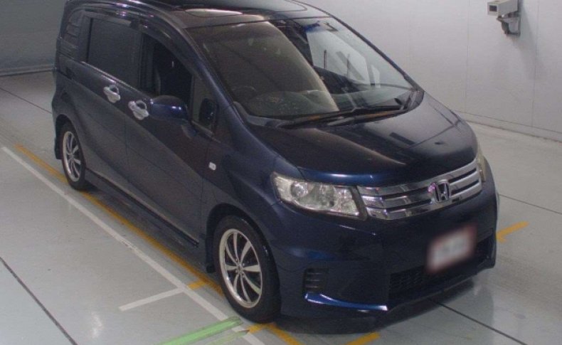 HONDA FREED SPIKE G Aero 2010