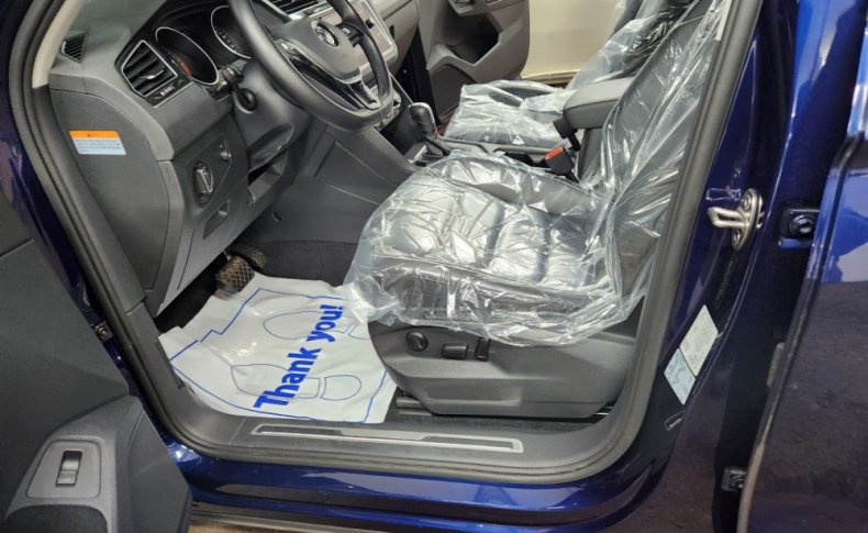 VOLKSWAGEN TIGUAN WVGZZZ5NZLW315679 2019