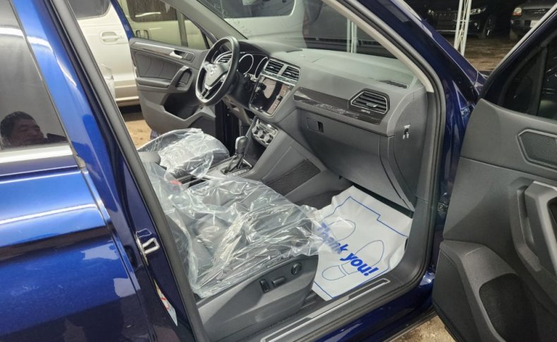 VOLKSWAGEN TIGUAN WVGZZZ5NZLW315679 2019