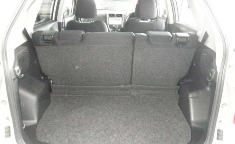 TOYOTA RACTIS G 4WD 2011