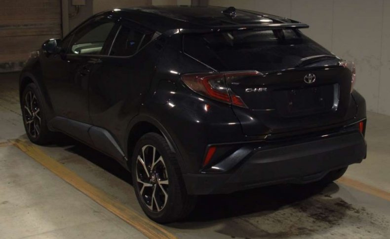 TOYOTA C-HR G-T 4WD 2016
