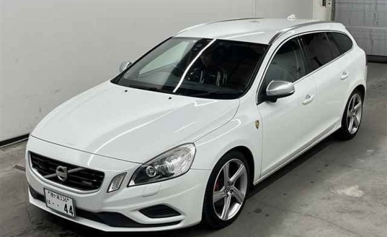 VOLVO V60 1.6 T4 R-Design 2012