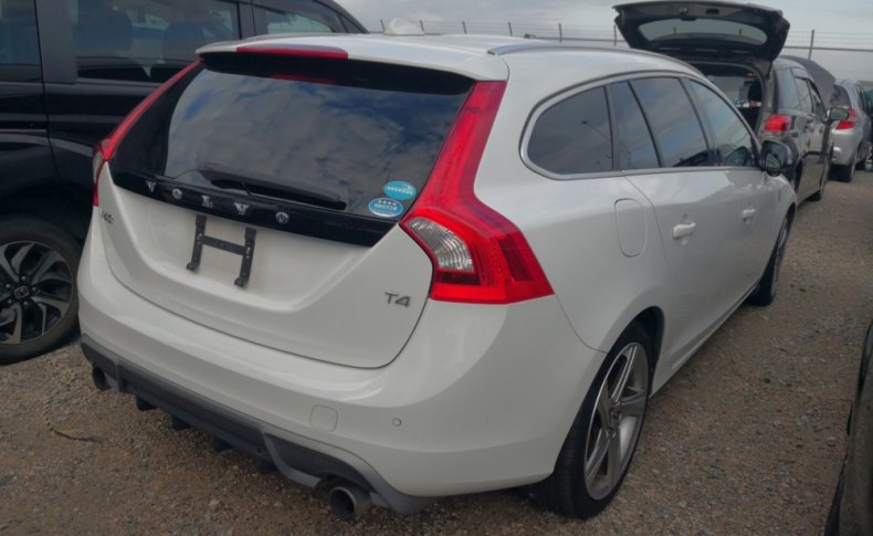 VOLVO V60 1.6 T4 R-Design 2012