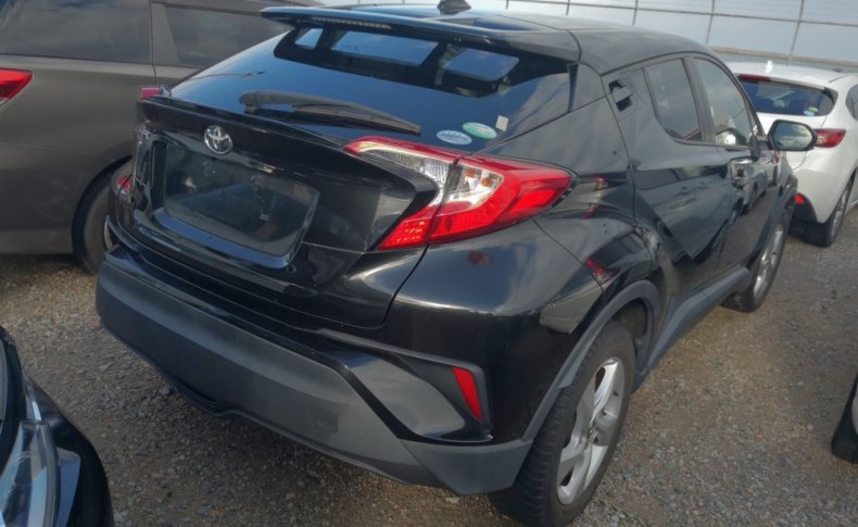 TOYOTA C-HR S-T 4WD 2016