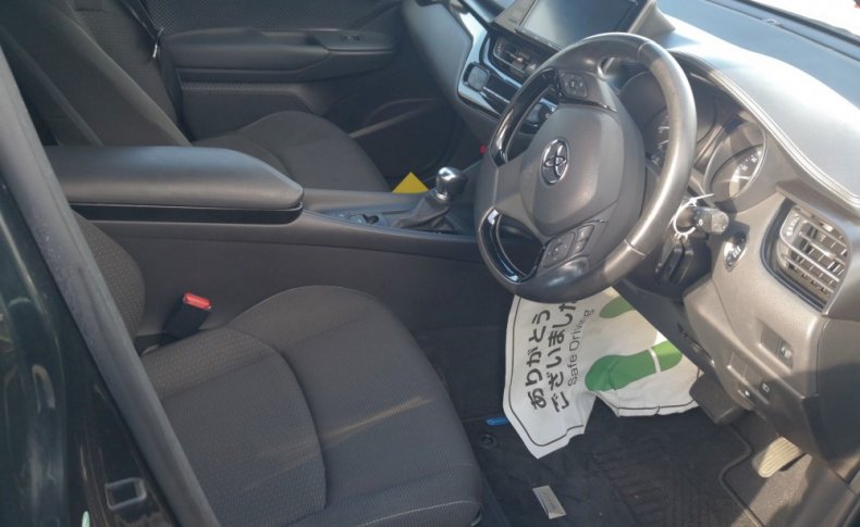 TOYOTA C-HR S-T 4WD 2016